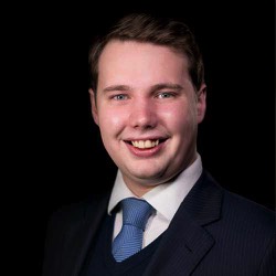 Alain Garner Hedshot